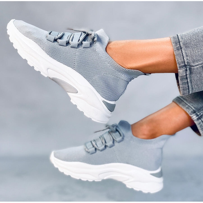 Sportske cipele Vesco Grey s čarapama siva 1