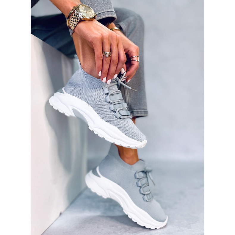 Sportske cipele Vesco Grey s čarapama siva 2