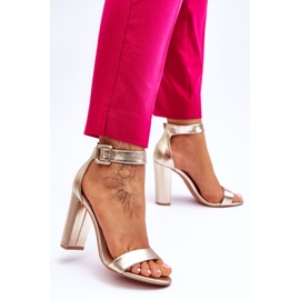 Zlatne Georgina sandale na petu zlatna 2