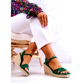 FJ1 Suede zelene sandale na klin Louisiana zelena 6