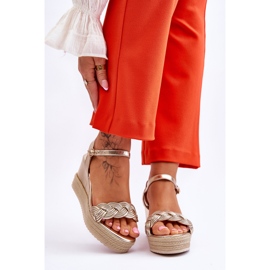 FB2 Klasične kožne sandale na klin zlatne Denisse zlatna 1