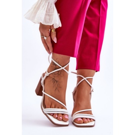 Ženske kožne sandale na petu Bijele Seyna bijela 1