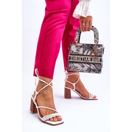 Ženske kožne sandale na petu Bijele Seyna bijela 2