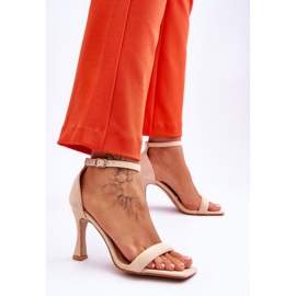 Ženske sandale na petu od brušene kože bež boje Rousses smeđa 2