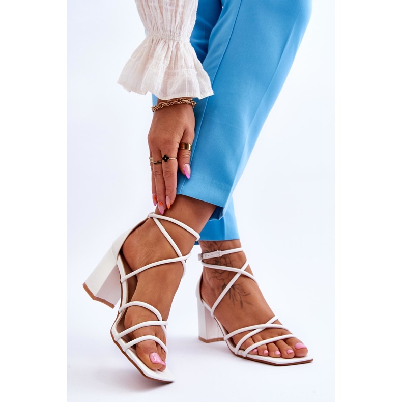 FJ1 Kožne moderne ženske sandale na petu bijele Primma bijela 2