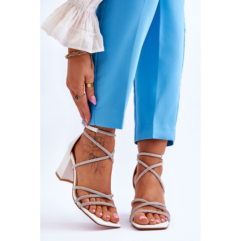 FJ1 Ženske kožne sandale s visokim petama od kubičnog cirkonija u bijeloj boji Liviano bijela 1