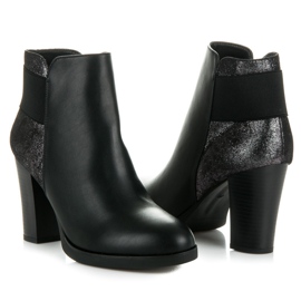 Vinceza Čizme na post crna 2