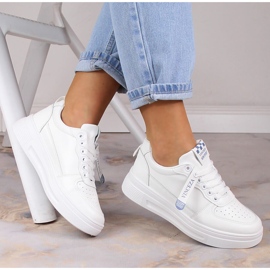 Ženske sportske cipele bijele boje Vinceza 34603 bijela 1