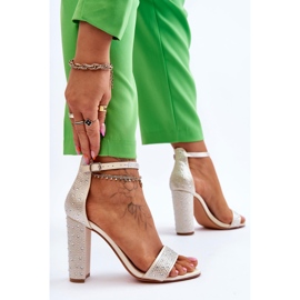 Ženske sandale na visoku petu s cirkonima bež idealističke boje 2