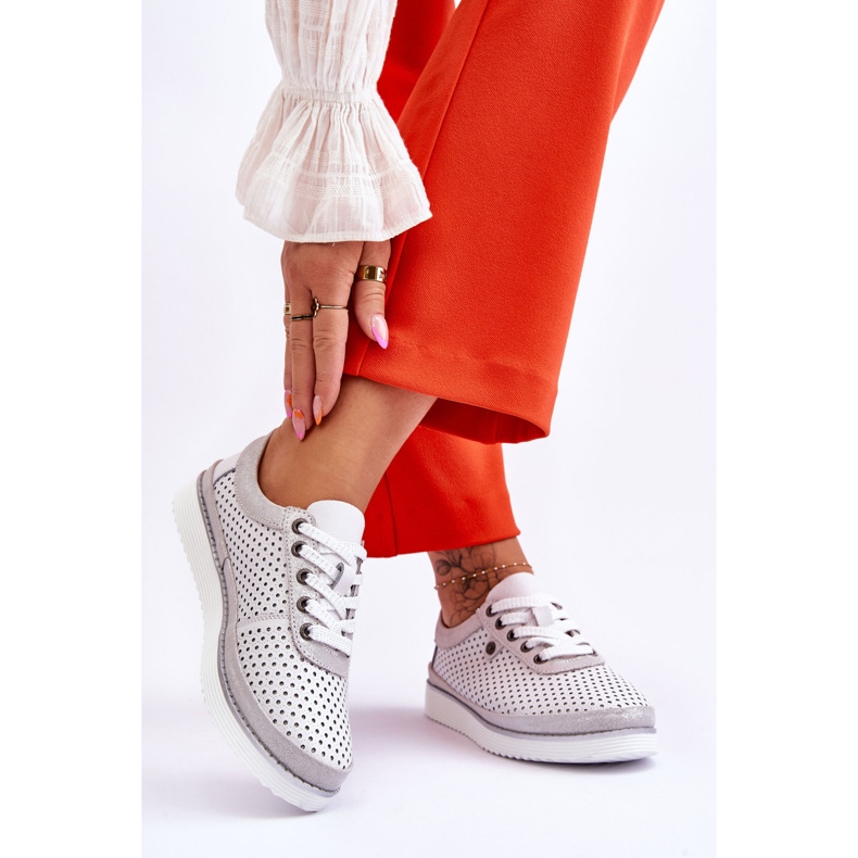 S.Barski Modne kožne ažurne sportske cipele bijele i srebrne Cantare bijela 2