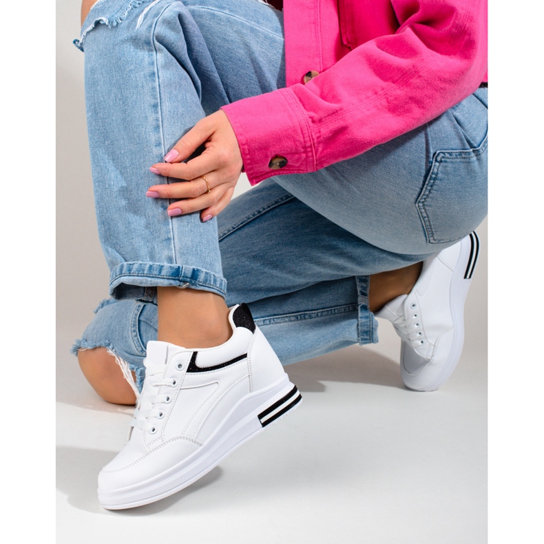 Bijele tenisice sa skrivenim klinom iz Sheloveta bijela 1