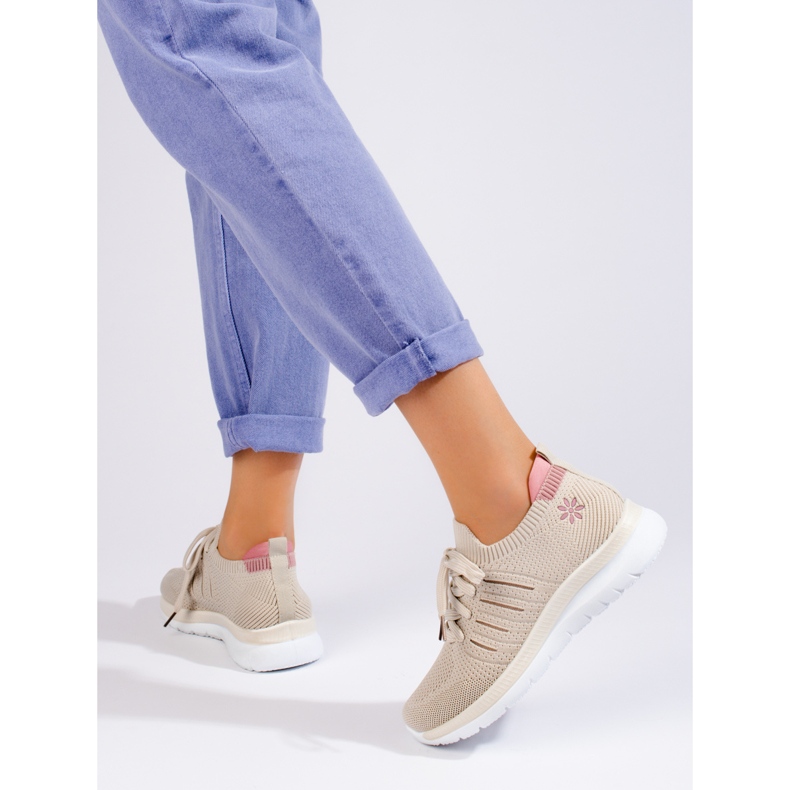 Klasične sportske cipele na vezanje T.Sokolski bež 1