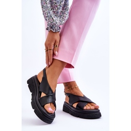 PE1 Moderne crne Chester sandale s platformom crno 2