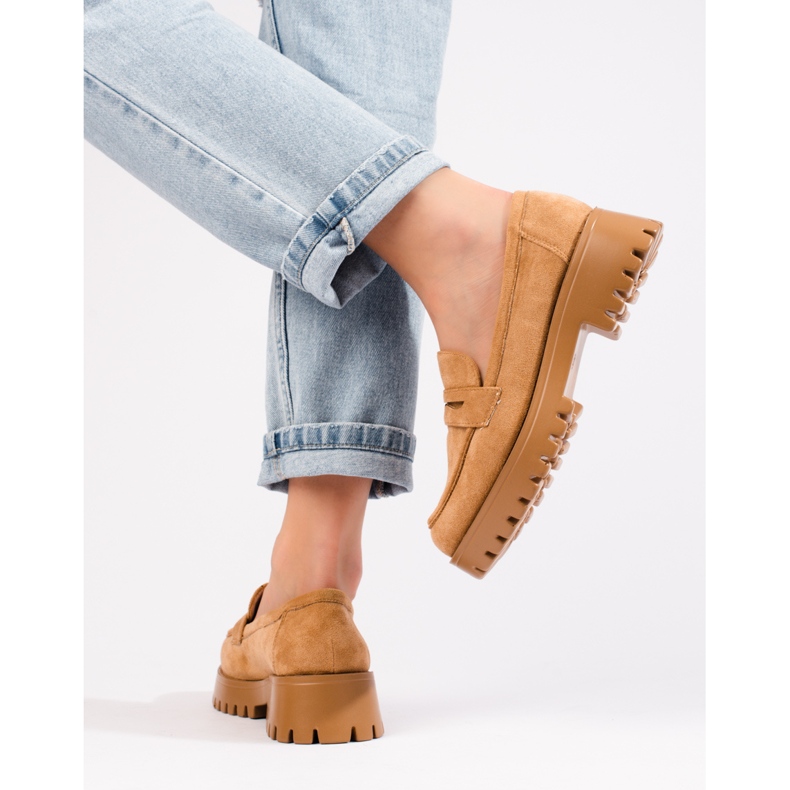 Ženske smeđe natikače od brušene kože Shelovet s debelim potplatom smeđa 1