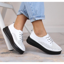 Kožne udobne ažur ženske cipele bijele Artiker 52C1992 bijela 1