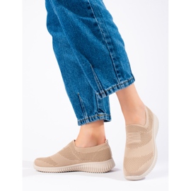 Svijetlo bež tekstilne sportske cipele iz Sheloveta 1