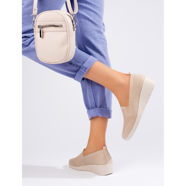 Svijetlo bež cipele na tanku tkaninu iz Sheloveta 2