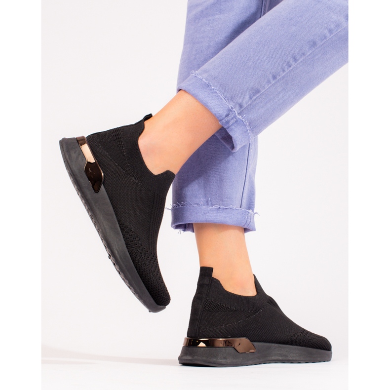 Lagane crne sportske cipele Shelovet od tekstila crna 1