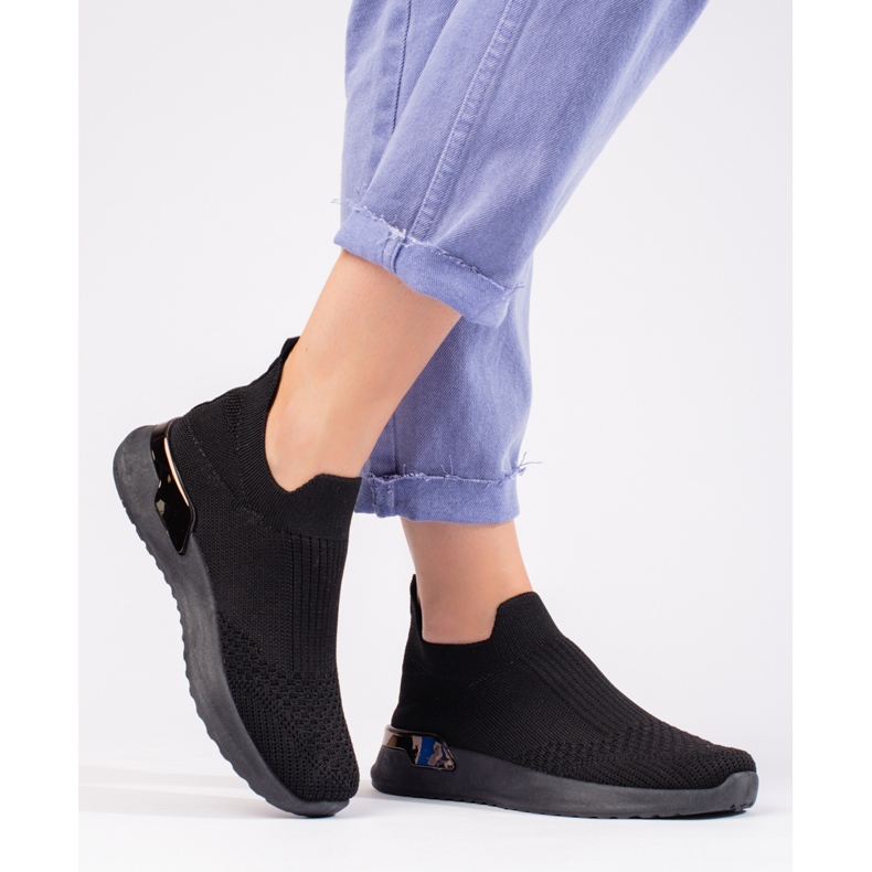 Lagane crne sportske cipele Shelovet od tekstila crna 2