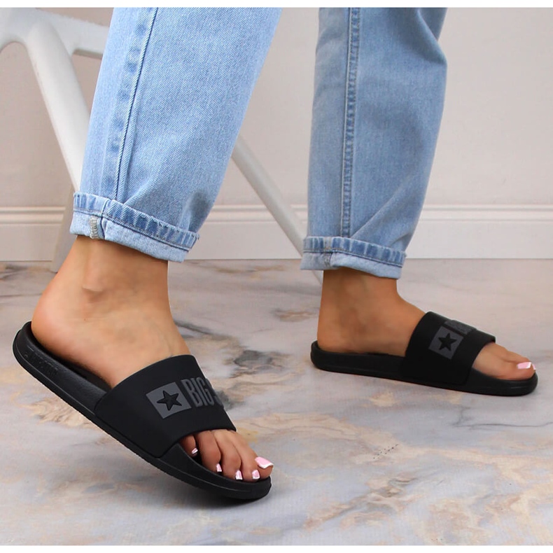 Crne ženske papuče za bazen Big Star FF274A200 crno 2