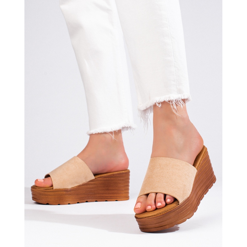 Ženske bež Shelovet papuče na klin od brušene kože 2