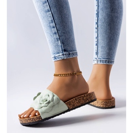 Zelene sandale ukrašene Desaulniers cvijetom zelena 1