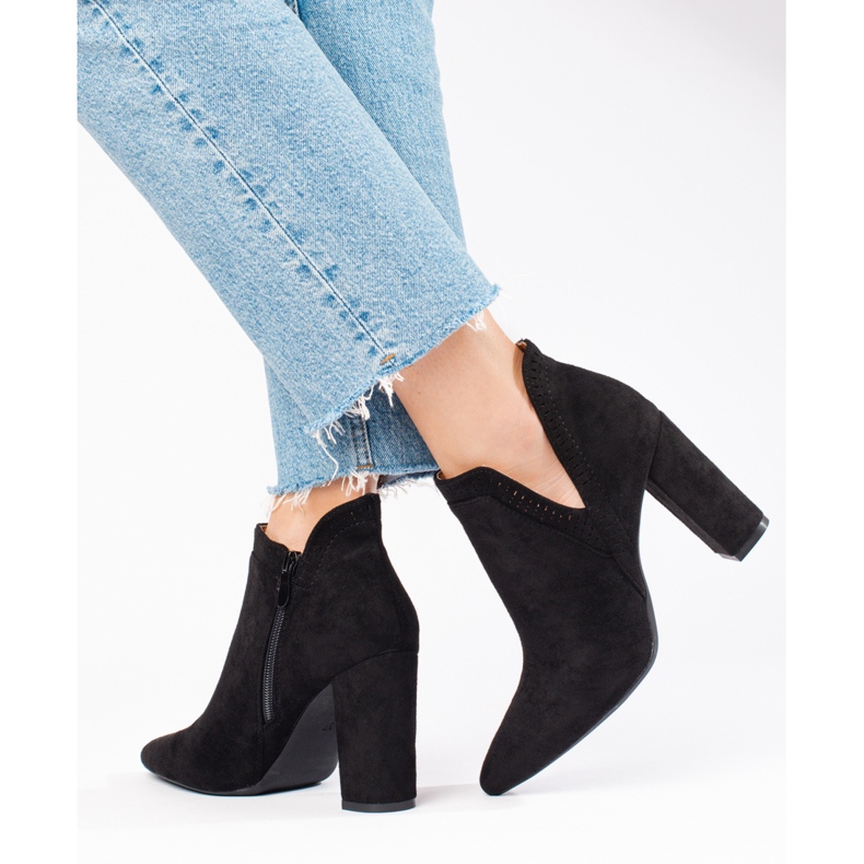 Crne čizme od brušene kože iz Sheloveta crno 2