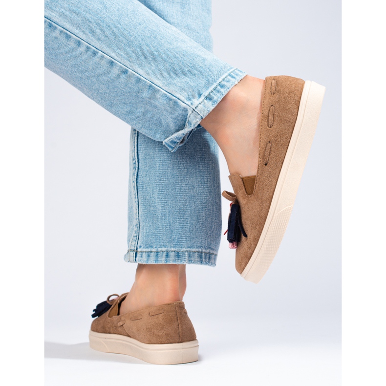 Slip-on slip-on od smeđe antilop kože s resicama Shelovet bež 1