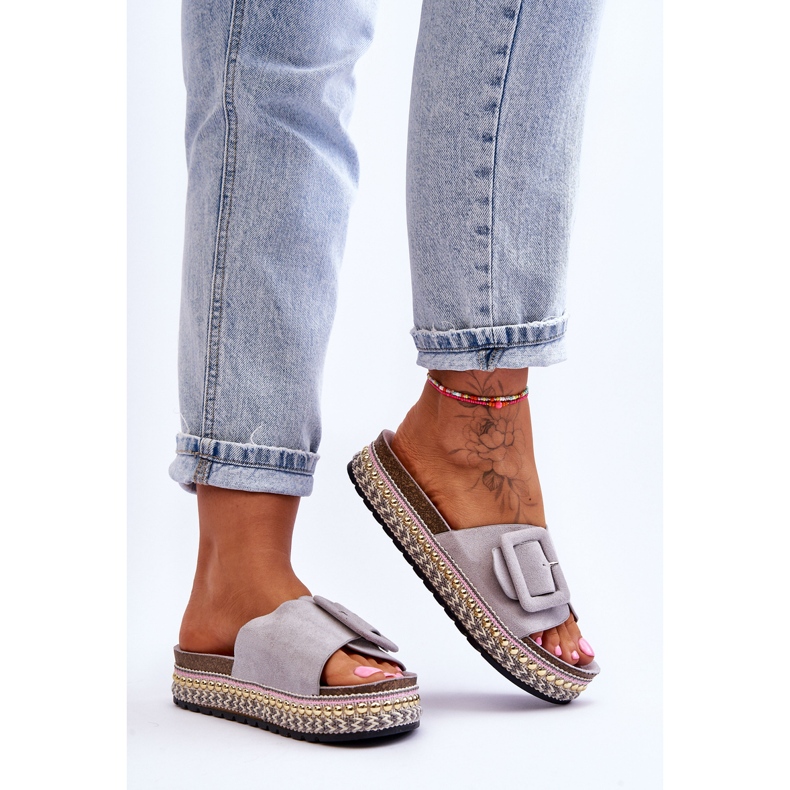 Ženske sandale na ukrašenu platformu Grey Joyce siva 2