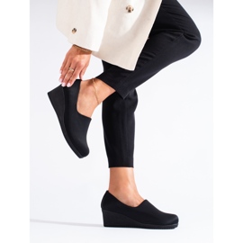 T.Sokolski Crne cipele na wedges od tkanine od T.Sokolskog crno 1