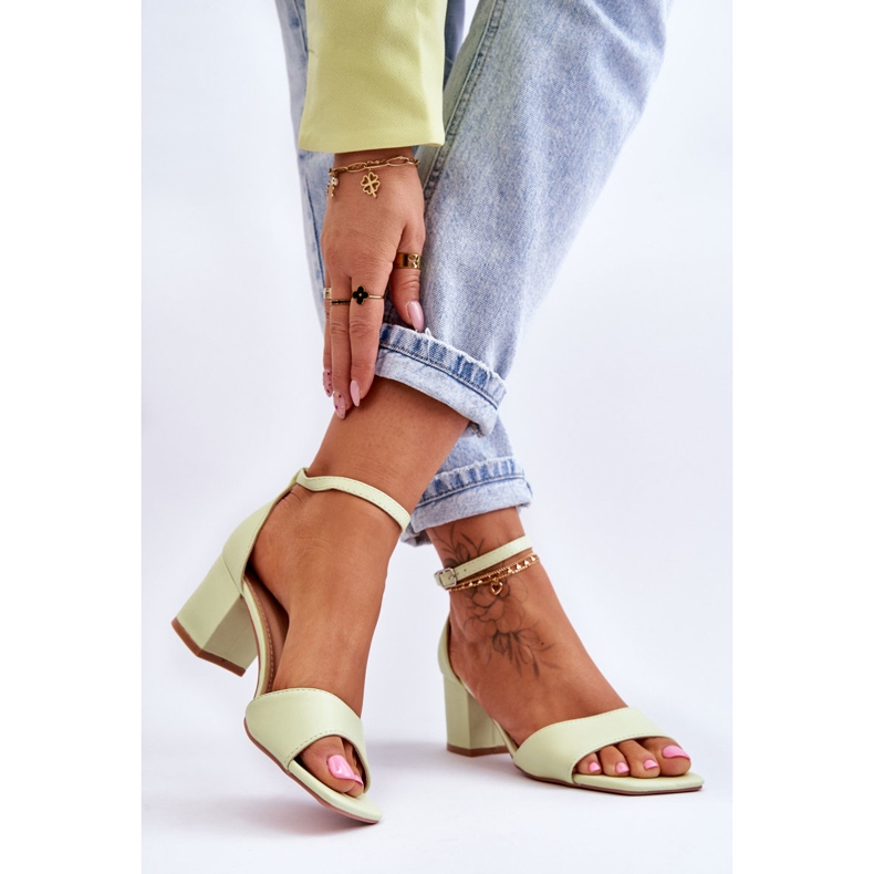 PG1 Sandale od eko kože na nisku petu Svijetlo zelene Whitney zelena 2