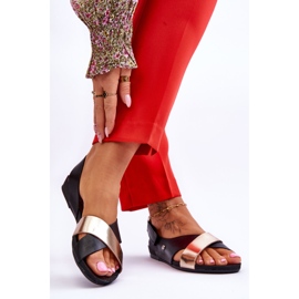 Lemar Kožne sandale s crnim i zlatnim dodacima crna 2