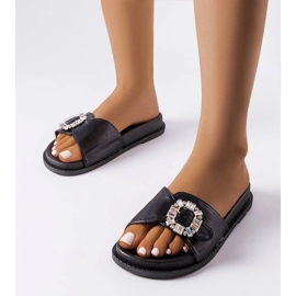 Crne tobogane ukrašene Griegsvei kamenčićima crna 1