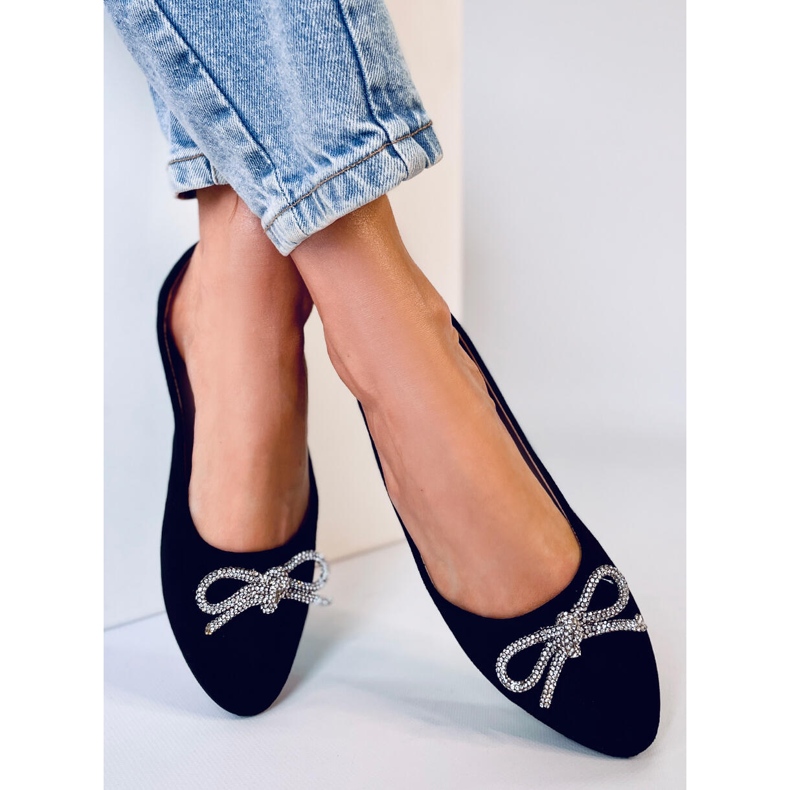 Balerinke s crnim bademovim prstima na letvice crna 1