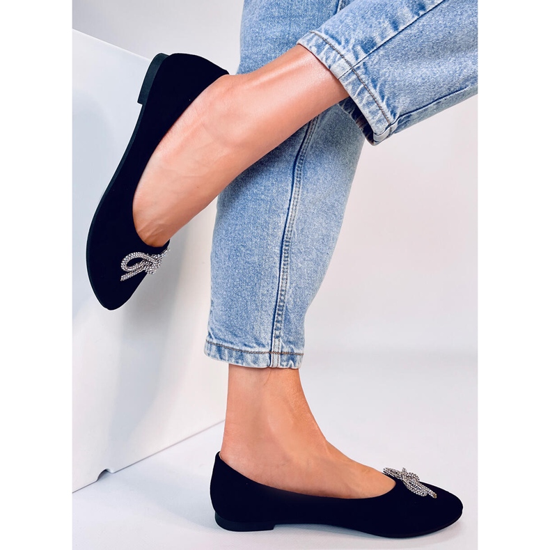 Balerinke s crnim bademovim prstima na letvice crno 2