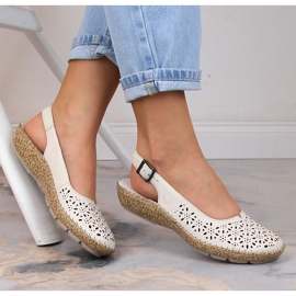 Kožne udobne otvorene sandale bež Rieker 44861-60 2