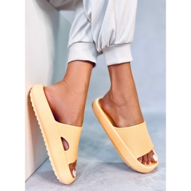 BM Yang Yellow jastučnice žuta boja 1