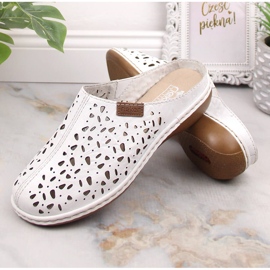 Rieker 65996-80 ažurne bijele pune kožne patike s gumicom bijela 2