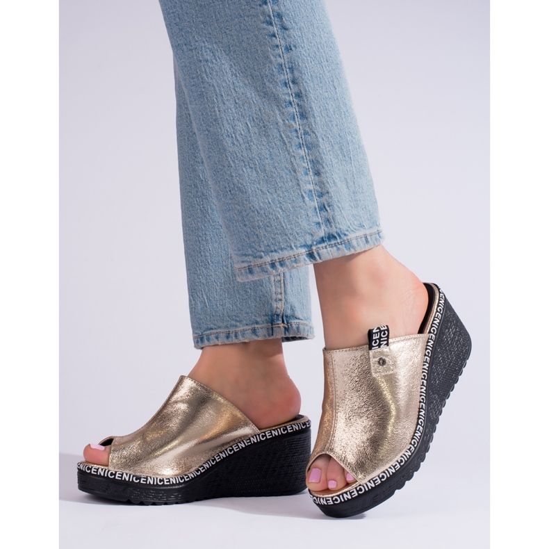 Ženske zlatne Shelovet papuče na klin zlatna 2