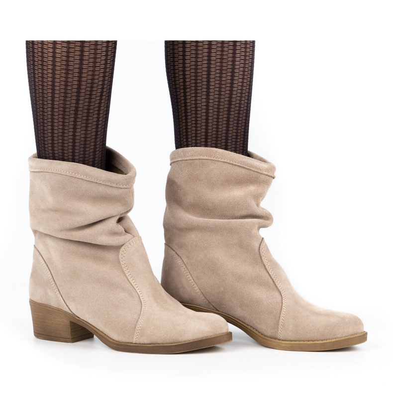 Olivier Mona bež štikle 1