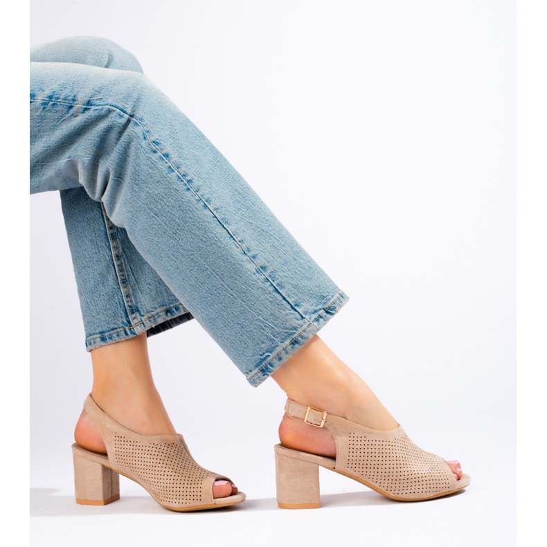 W. Potocki Bež ažurne sandale na visoku petu marke Potocki 1