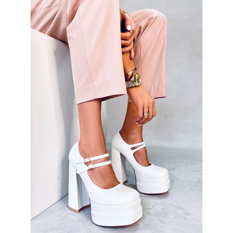 BM Loit White grain platform pumpe bijela 1