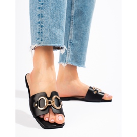 Elegantne crne sandale sa Shelovet kopčom crna 2