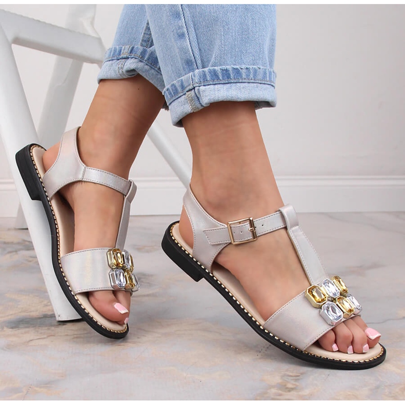 Ženske ravne udobne bež sandale s cirkonima S.Barski 2775-30 1