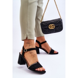 Ženske sandale na nisku petu od brušene kože crne Loredo boje crna 2