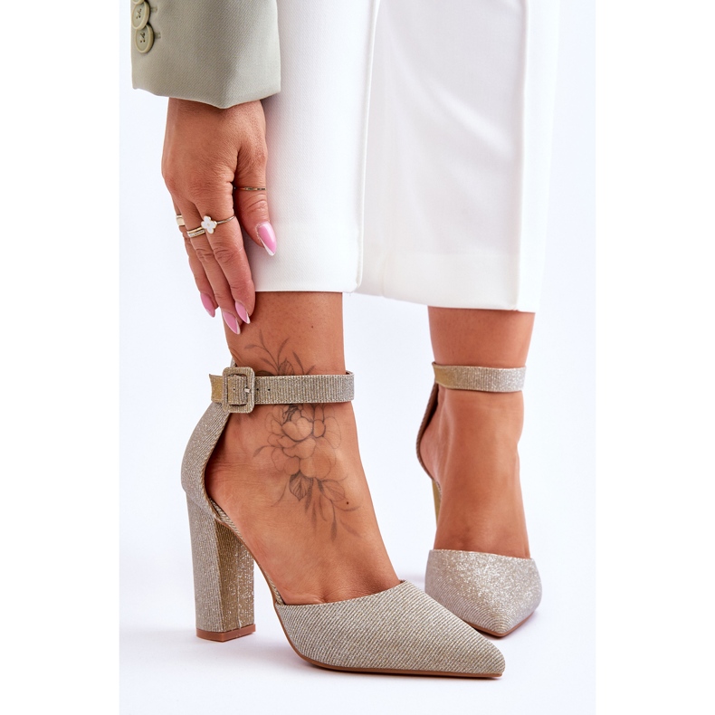 Sjajne cipele na visoku petu, zlatne, istinska ljubav zlatni 1