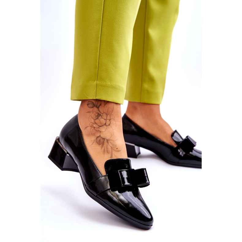 Vinceza Moderne lakirane kožne cipele s ukrasnom mašnom Shira crne crno 2