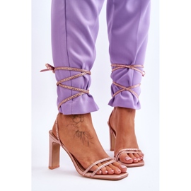 Elegantne vezane sandale sa kamenčićima Nude Nessy bež 1