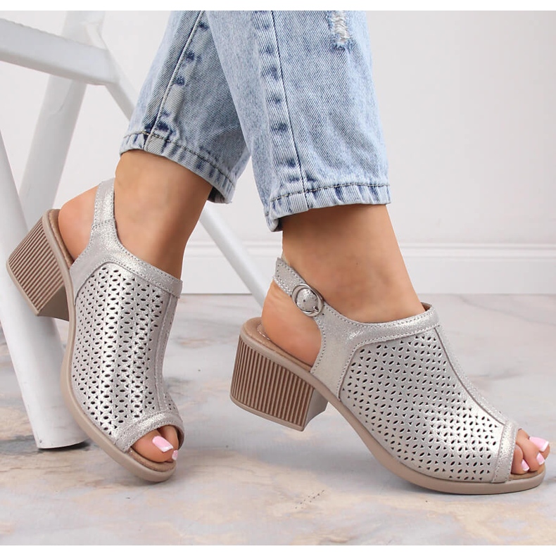 Bež/zlatne Filippo ažur kožne sandale DS4475 zlatna 2