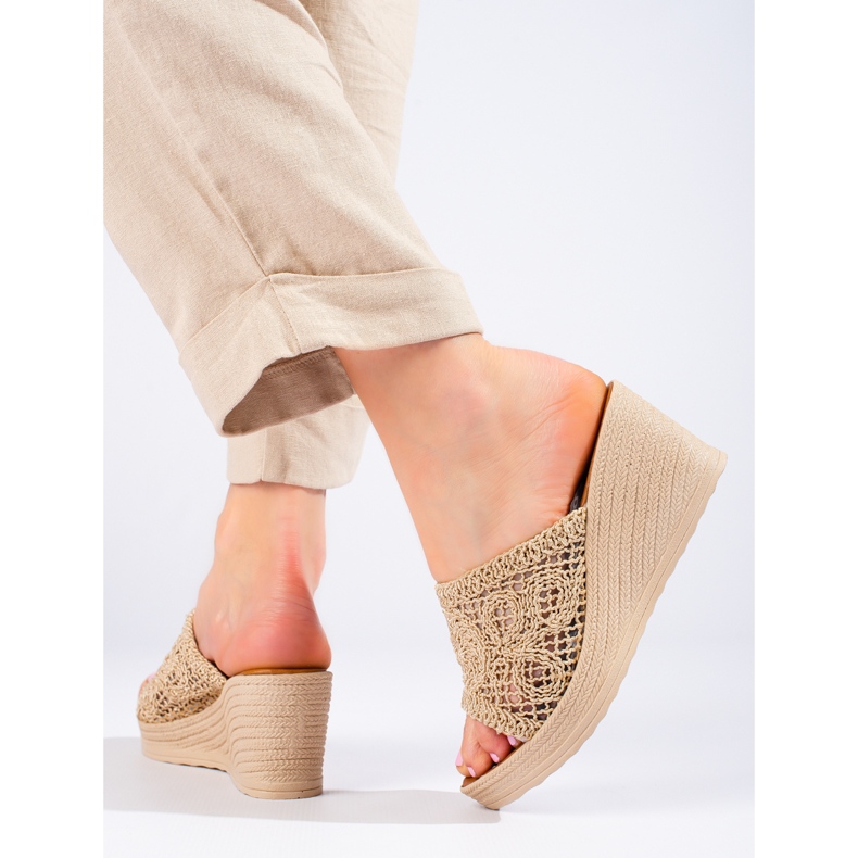 W. Potocki Ženske sandale na klin s otvorenim remenom, bež Potocki 1